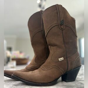 Botas Jacas tan cowgirl boots, sz 9